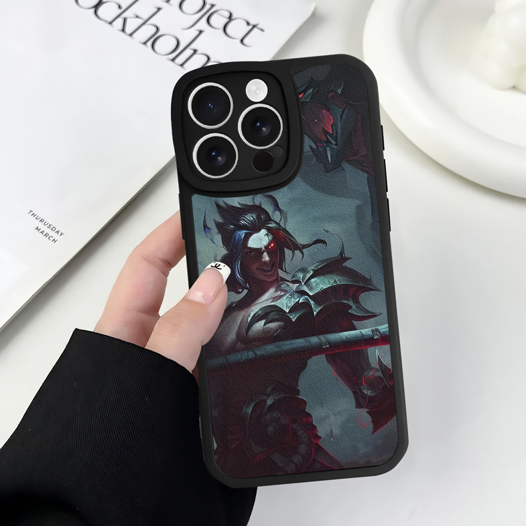 （画像用） リーグ・オブ・レジェンド League of Legends LOL 【iPhone 16シリーズ対応】シリコンスマホケース（レザー調） 材質：シリコン